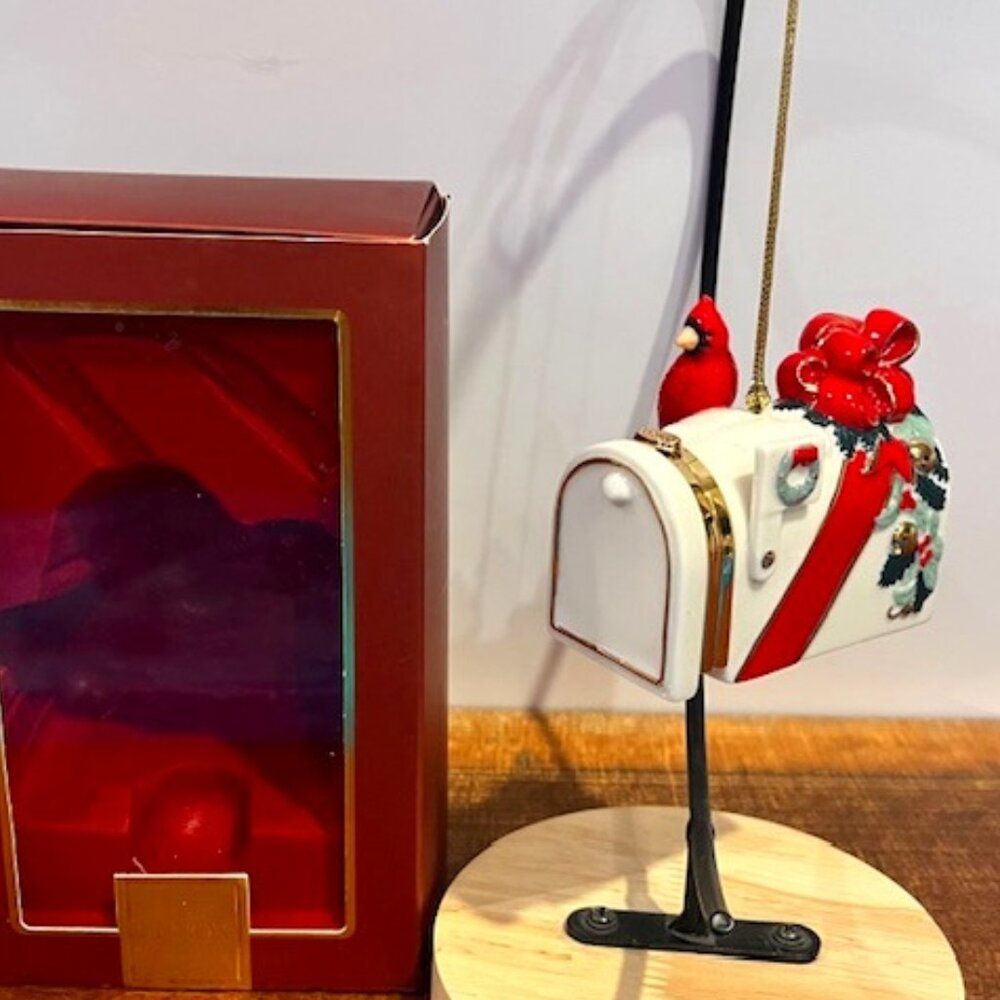 Lenox Yuletide Greetings Mailbox Cardinal Ornament NWT